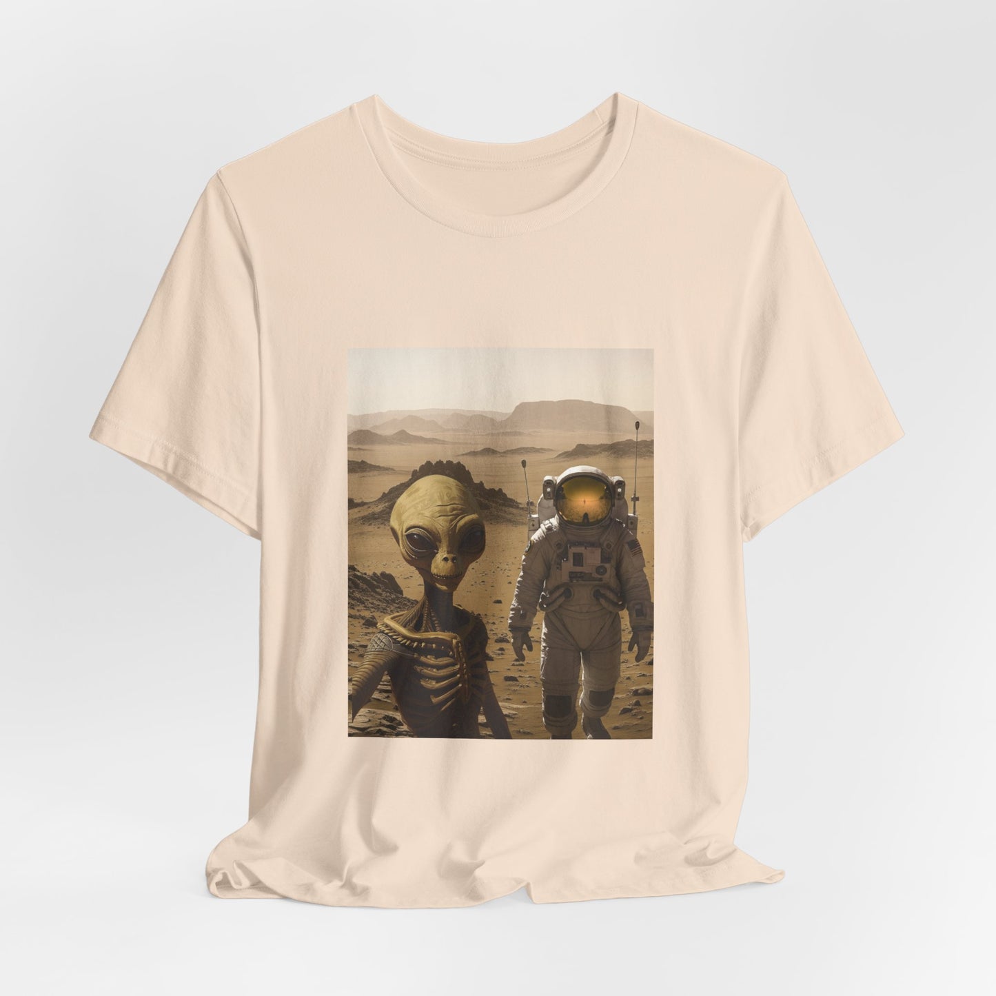 Alien Encounter Astronaut T‑Shirt — Retro Sci‑Fi Space Tee